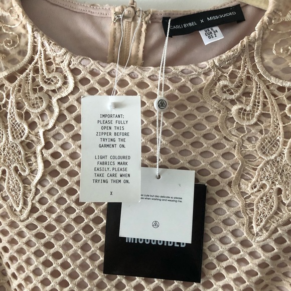 Carli Bybel x Missguided Mesh Embroidered Top NWT - Picture 4 of 10
